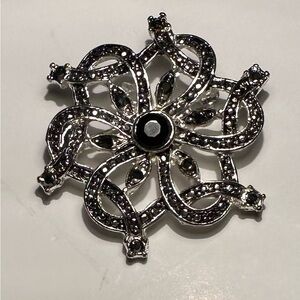 Silver-Tone Black Stone Floral Brooch - 1 1/4”